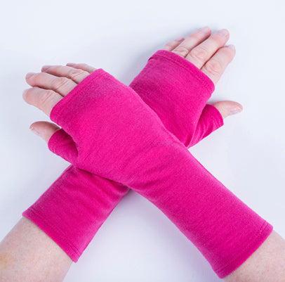 Merino Fingerless Mitts - Fuchsia