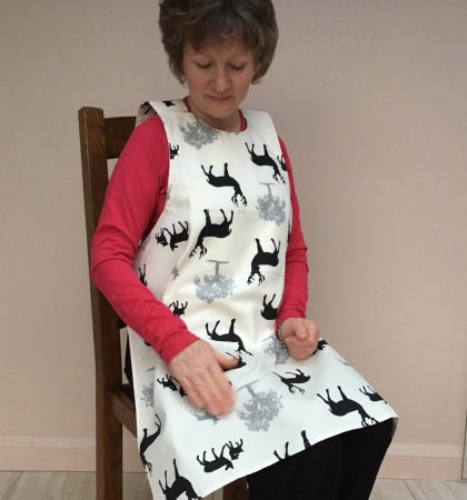 Dining drApron - Deer Design